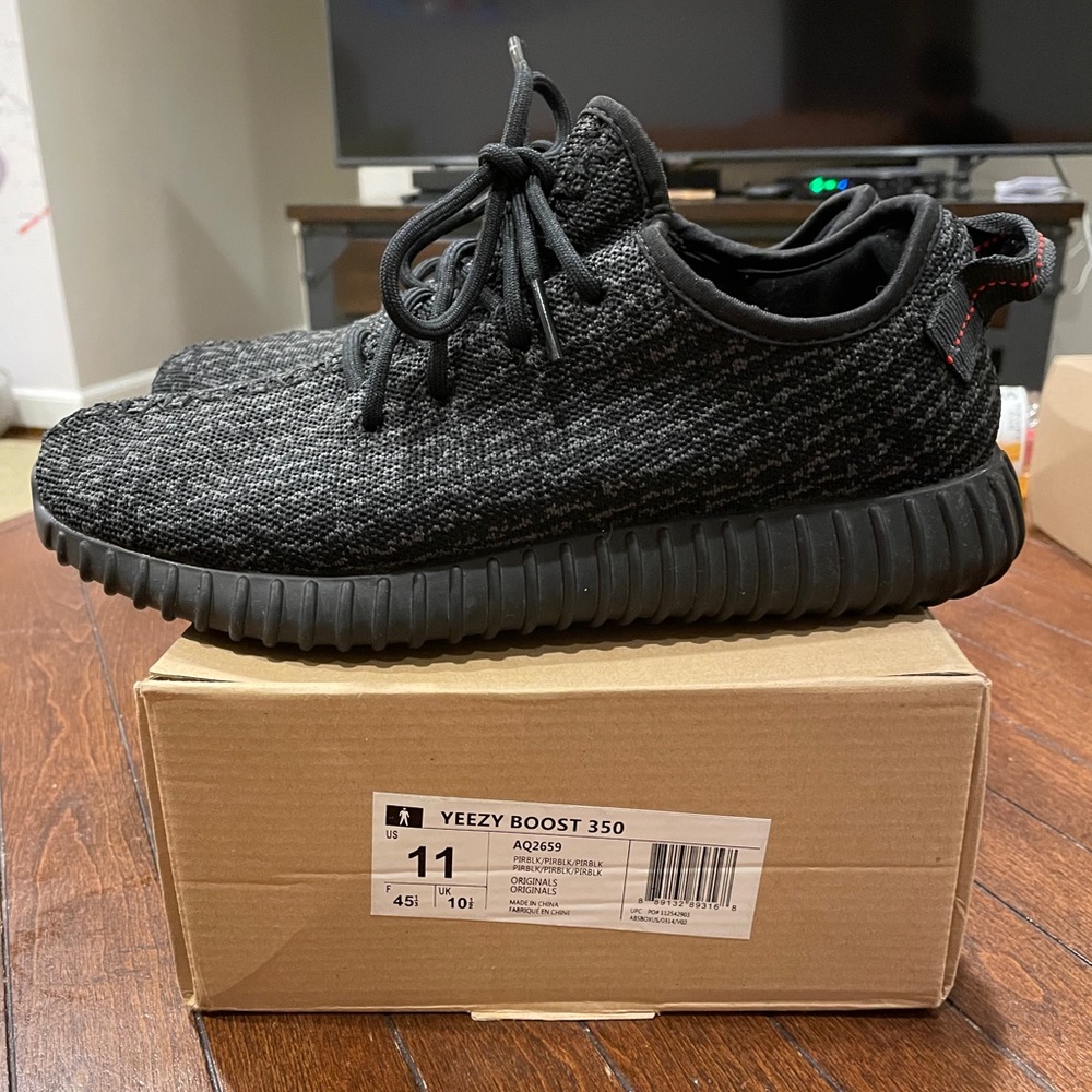 FAKE Pirate Black Yeezy 350 V1 Adidas